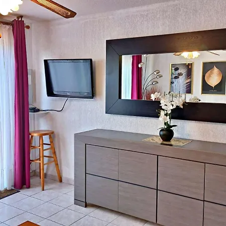 Feriehus Maison Climatisee Avec Parking Et Terrasses, 2 Chambres, Quartier Calme - Fr-1-387-68 Marseillan (Herault)