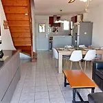 Maison Climatisée Avec Parking Et Terrasses, 2 Chambres, Quartier Calme - Fr-1-387-68