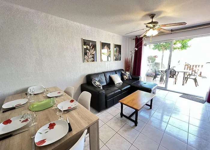 Maison Climatisee Avec Parking Et Terrasses, 2 Chambres, Quartier Calme - Fr-1-387-68
